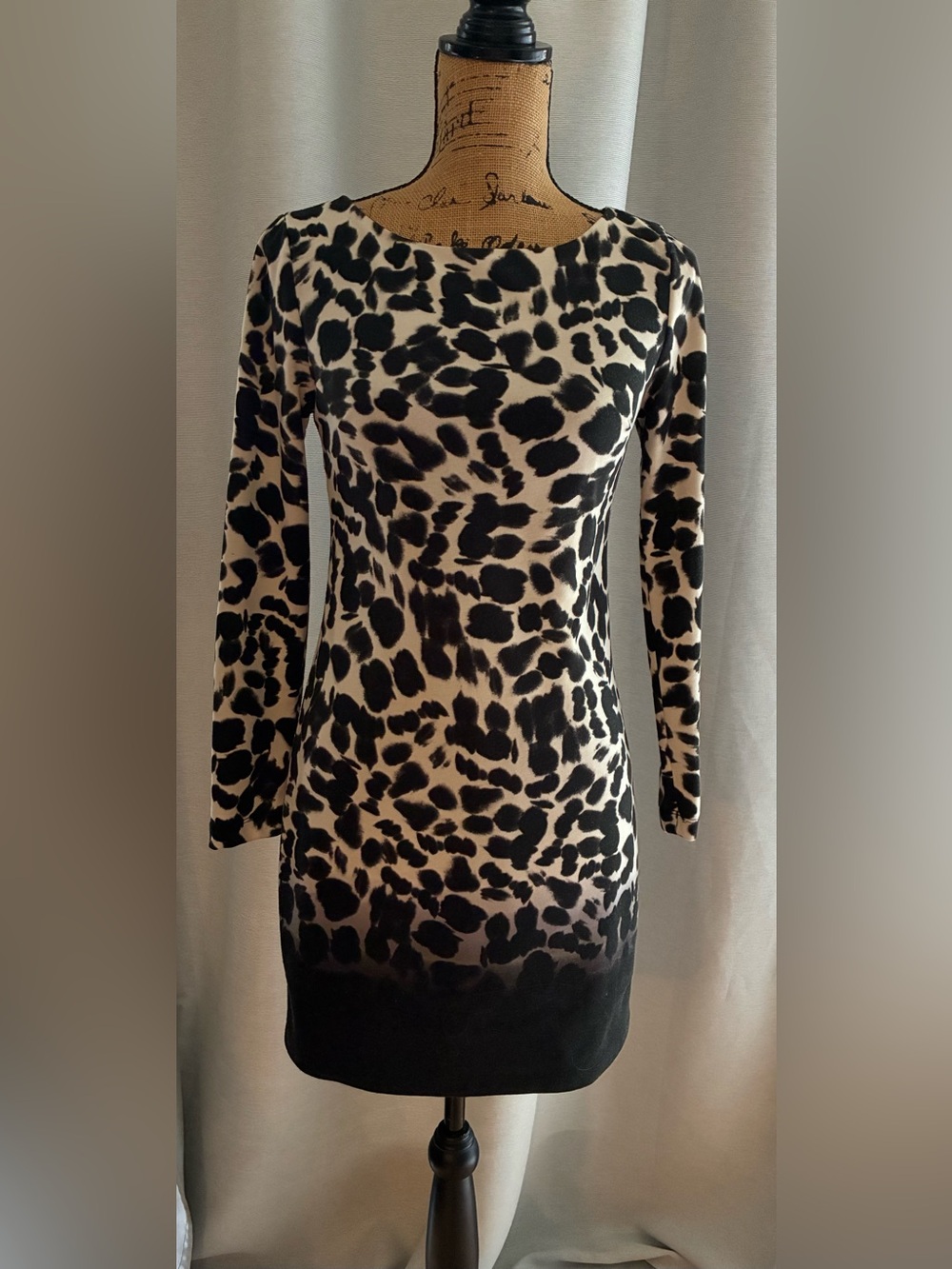 Vince Camuto Black & Cream Leopard-Print Long-Sleeve Bodycon Dress